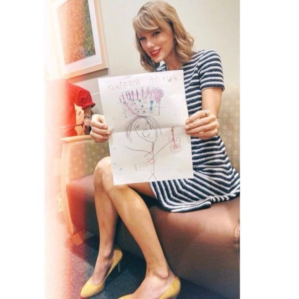 THEORY Albita Guarda Dress Size 2 Navy White Stripe Swiftie Old Money Knit $315 - Picture 5 of 8